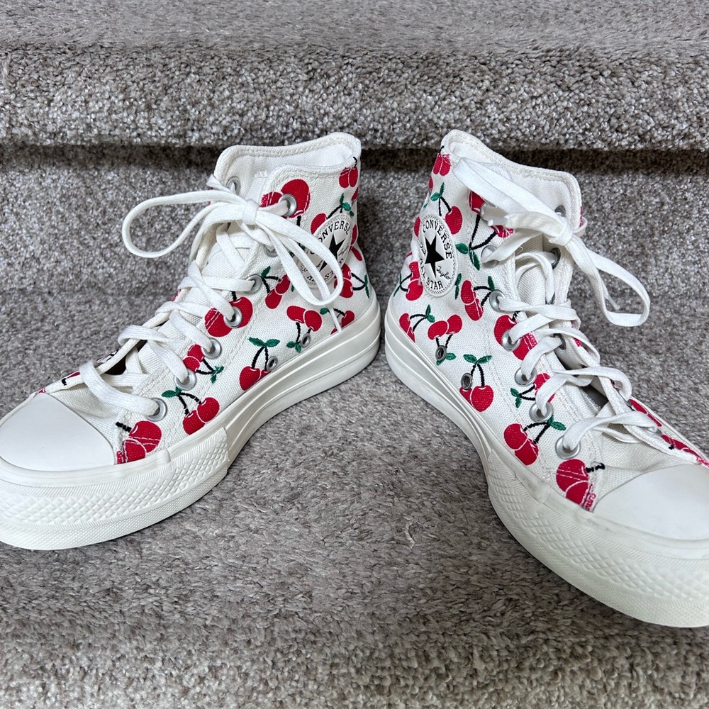 Converse Chuck Taylor All Stars Lift Platform Hi Top Embroidered Cherry Sneakers - Picture 3 of 13